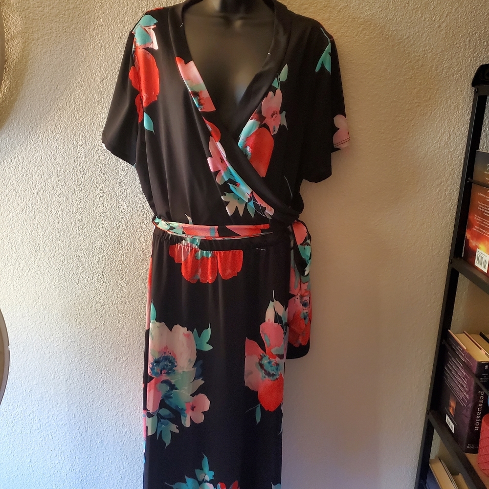 Avenue 22/24 Maxi Faux Wrap Dress